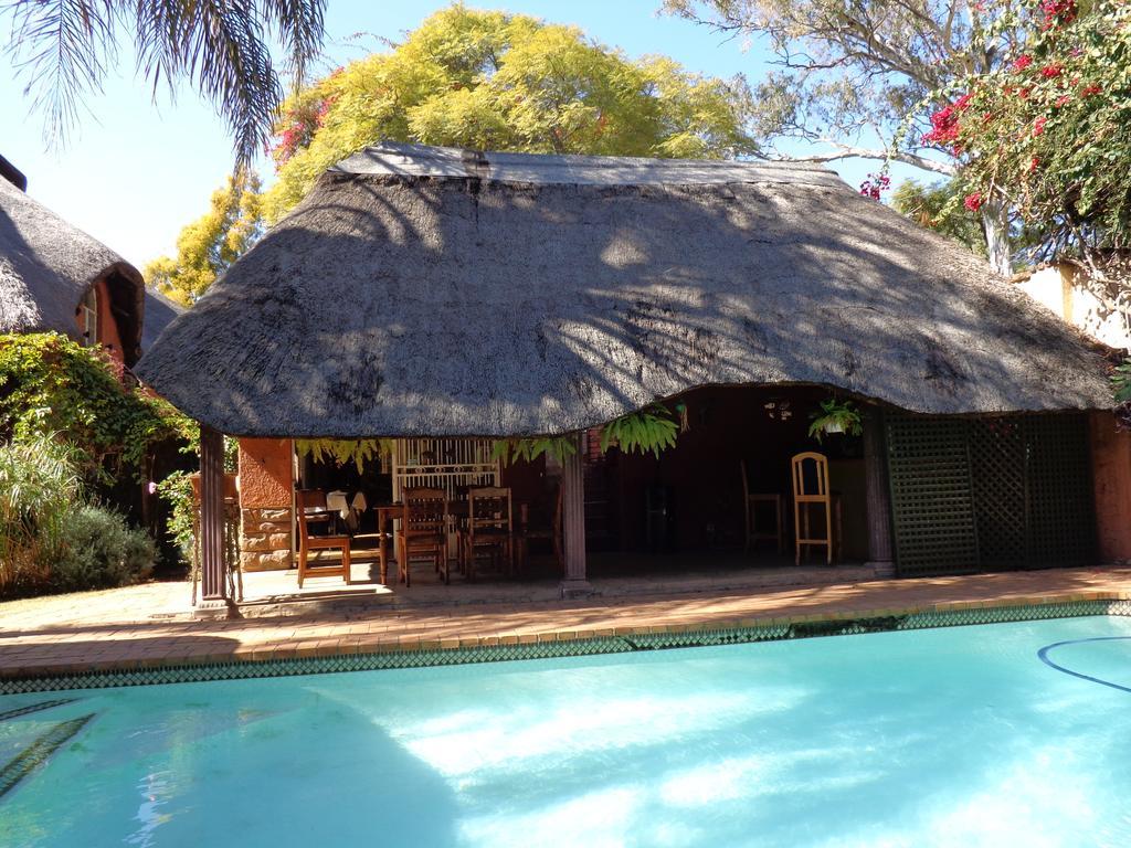 Treetops & Treats Guest House Pretoria Luaran gambar