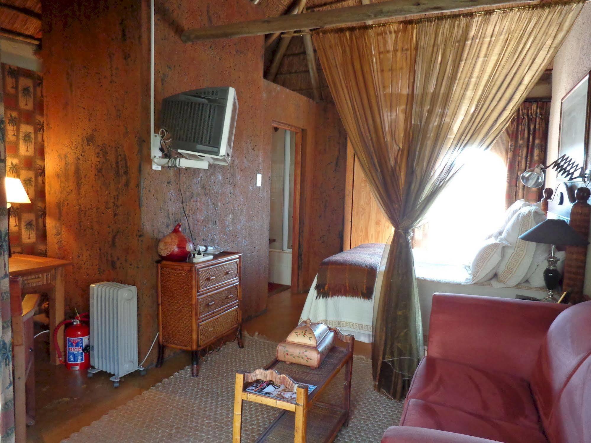 Treetops & Treats Guest House Pretoria Luaran gambar